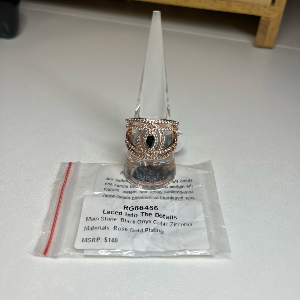 RG66456 Laced Into The Details Ring